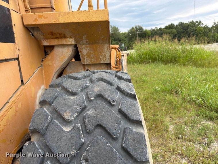 image for item FP4037 Caterpillar 966D wheel loader