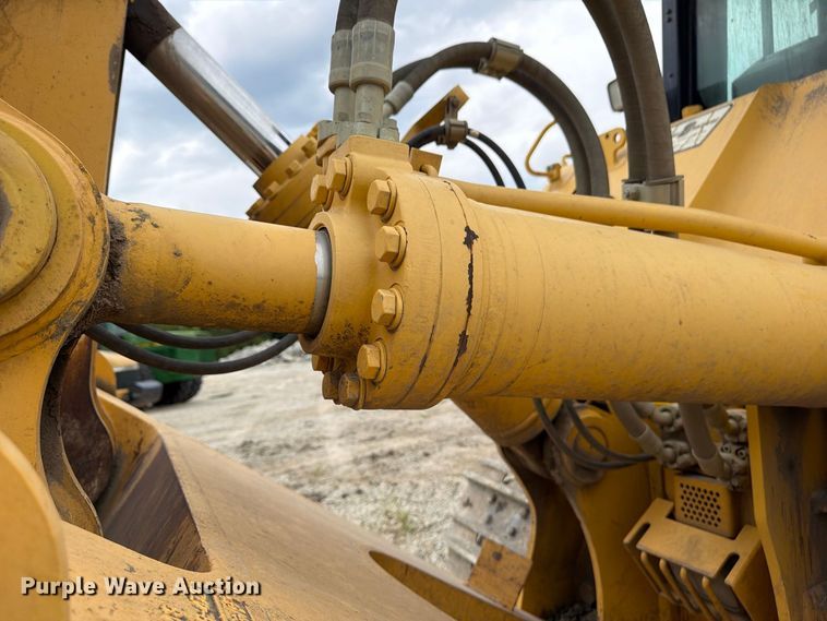 image for item FP4038 2016 Komatsu D155AXI-8 dozer