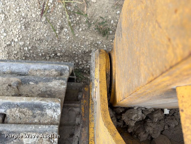 image for item FP4038 2016 Komatsu D155AXI-8 dozer