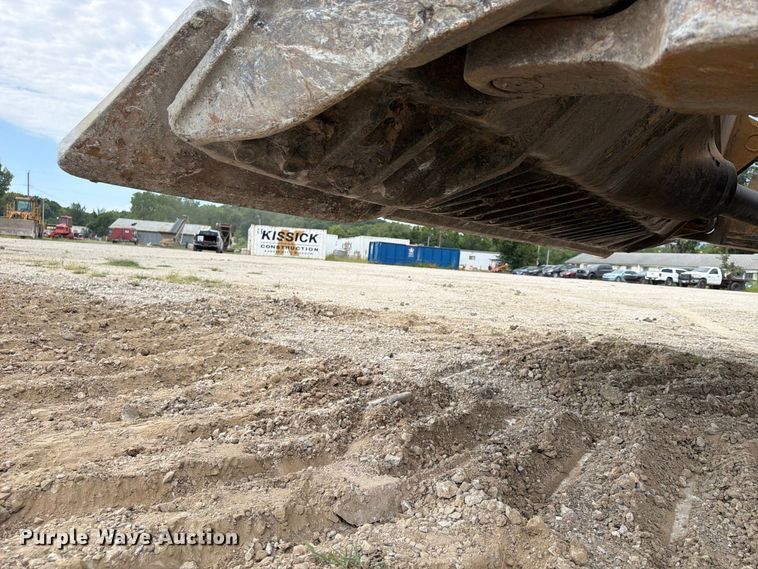 image for item FP4038 2016 Komatsu D155AXI-8 dozer