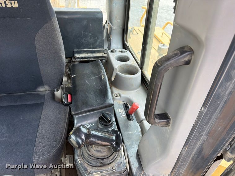 image for item FP4038 2016 Komatsu D155AXI-8 dozer