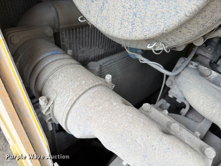 image for item FP4038 2016 Komatsu D155AXI-8 dozer