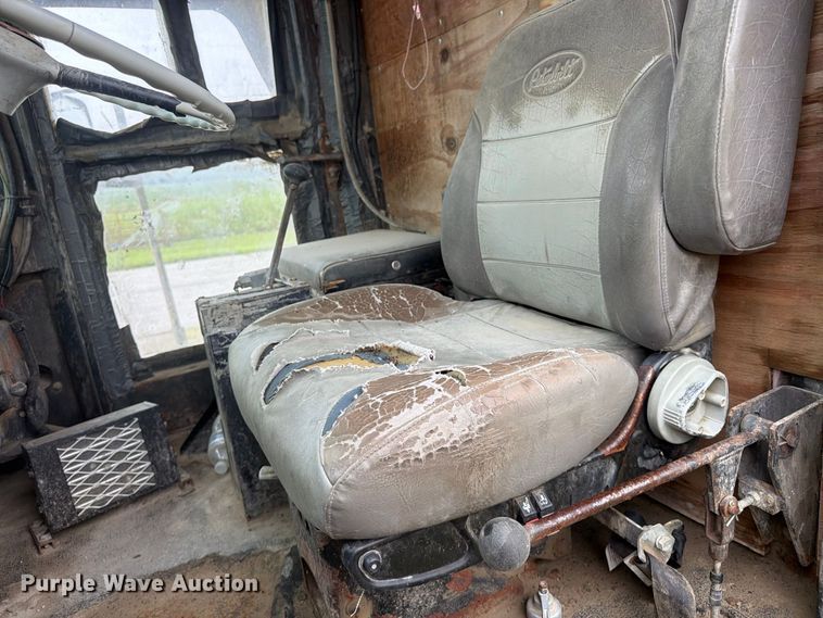 image for item FP4040 1978 Euclid R25 haul truck