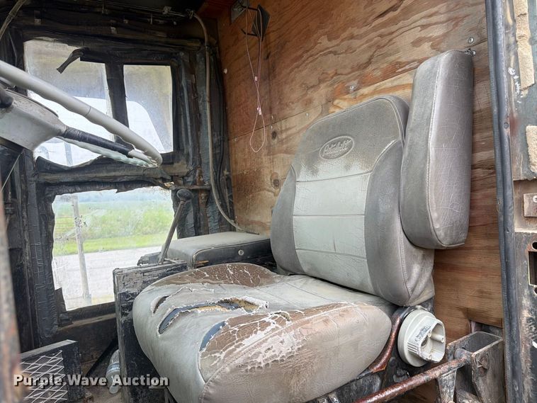 image for item FP4040 1978 Euclid R25 haul truck