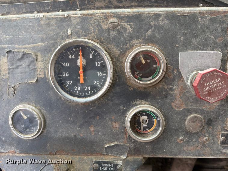 image for item FP4040 1978 Euclid R25 haul truck