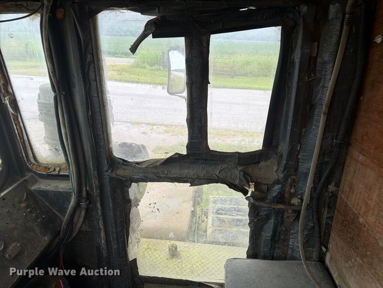 image for item FP4040 1978 Euclid R25 haul truck