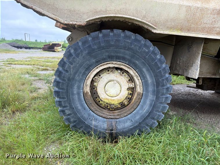 image for item FP4040 1978 Euclid R25 haul truck