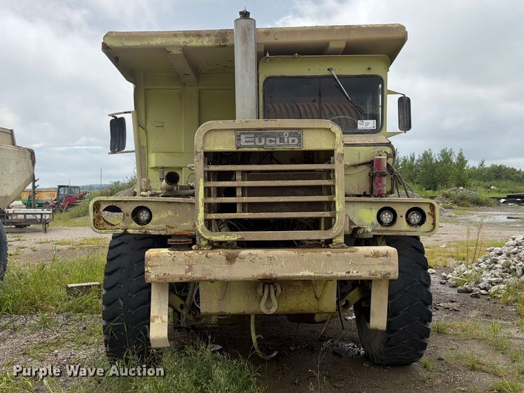 image for item FP4042 Euclid R22 haul truck