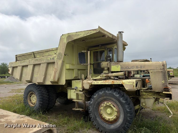 image for item FP4042 Euclid R22 haul truck