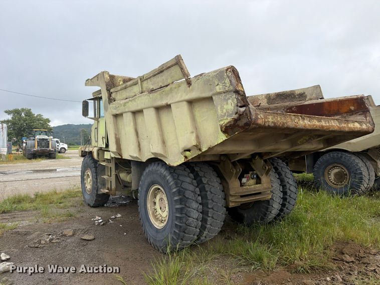 image for item FP4042 Euclid R22 haul truck
