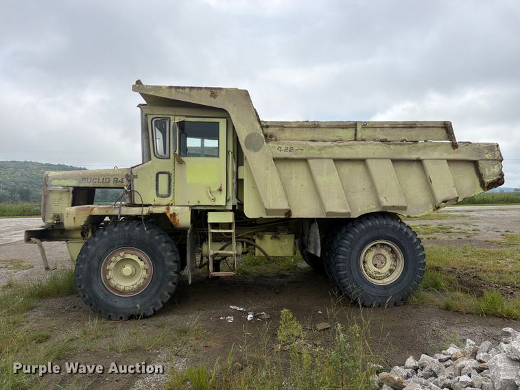 image for item FP4042 Euclid R22 haul truck