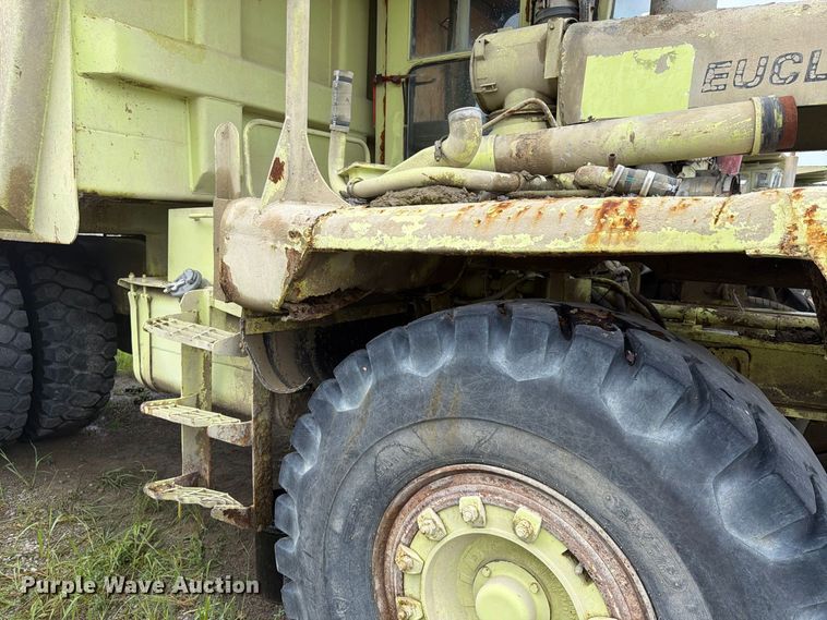 image for item FP4042 Euclid R22 haul truck
