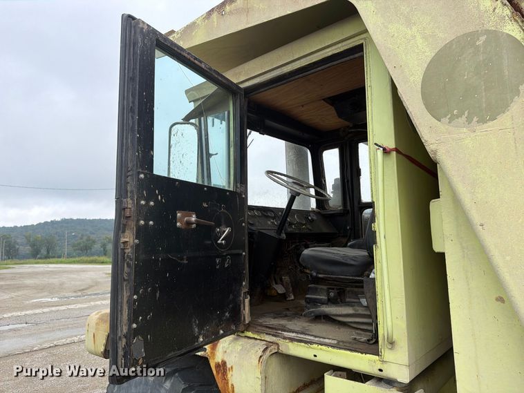 image for item FP4042 Euclid R22 haul truck