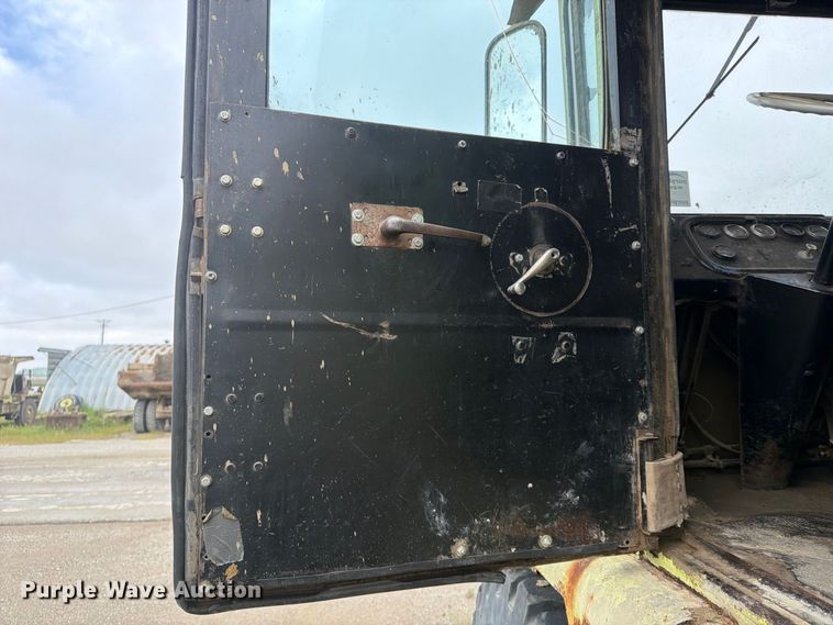 image for item FP4042 Euclid R22 haul truck