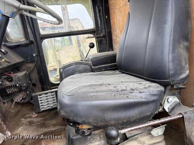 image for item FP4042 Euclid R22 haul truck