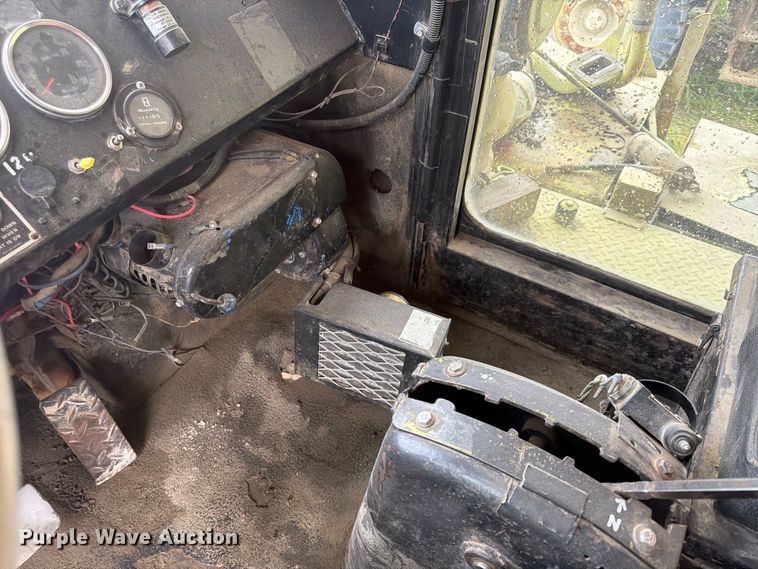 image for item FP4042 Euclid R22 haul truck