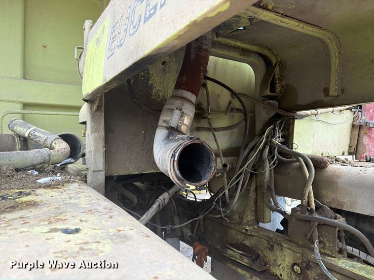 image for item FP4042 Euclid R22 haul truck