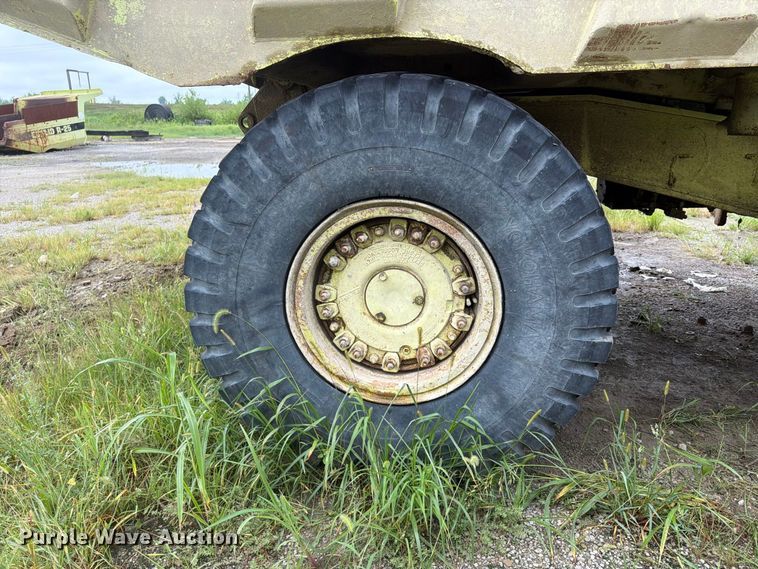 image for item FP4042 Euclid R22 haul truck