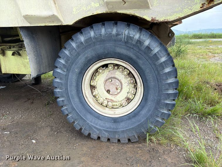 image for item FP4042 Euclid R22 haul truck