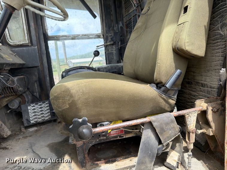 image for item FP4043 Euclid R22 haul truck