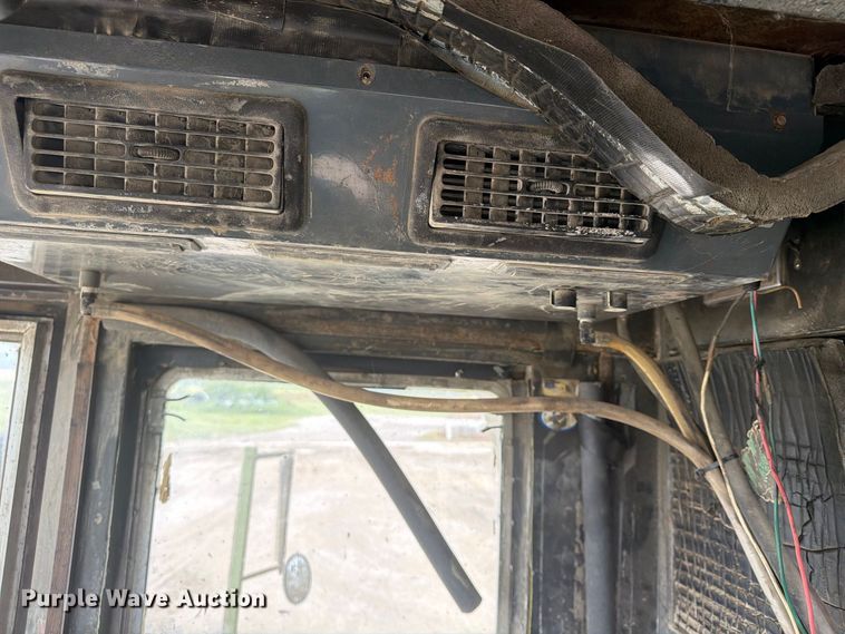 image for item FP4043 Euclid R22 haul truck