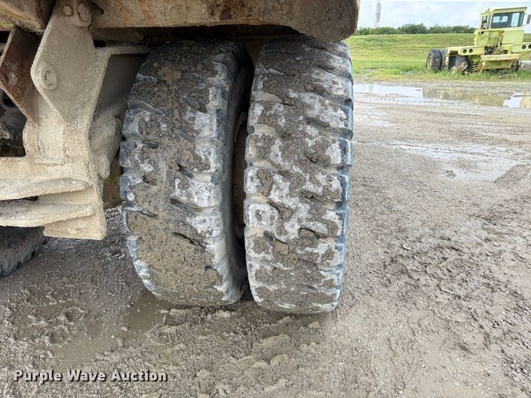 image for item FP4043 Euclid R22 haul truck
