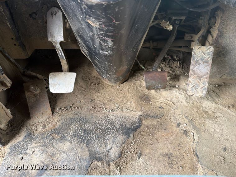 image for item FP4044 1979 Euclid R25 216FD haul truck