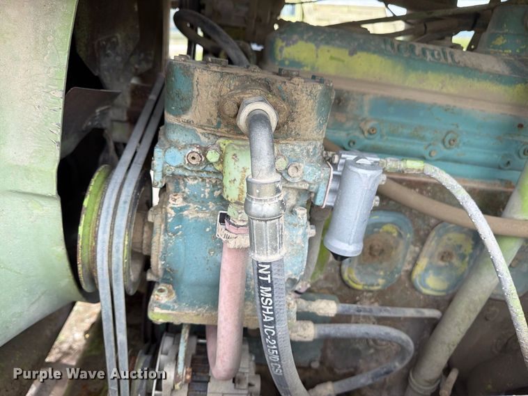 image for item FP4044 1979 Euclid R25 216FD haul truck