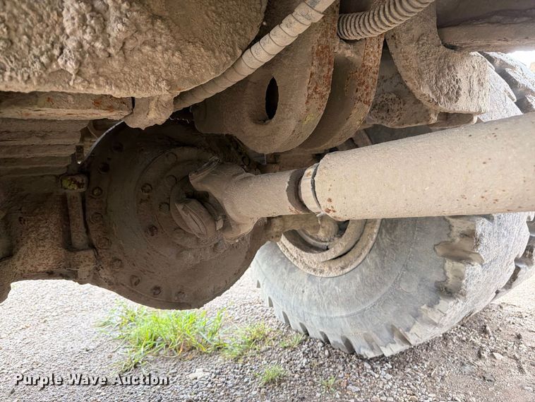 image for item FP4044 1979 Euclid R25 216FD haul truck