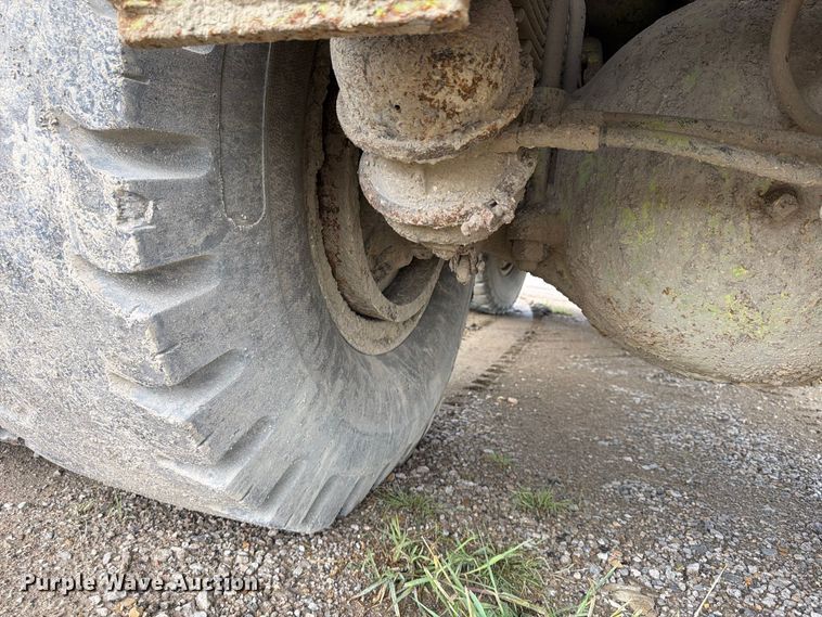 image for item FP4044 1979 Euclid R25 216FD haul truck