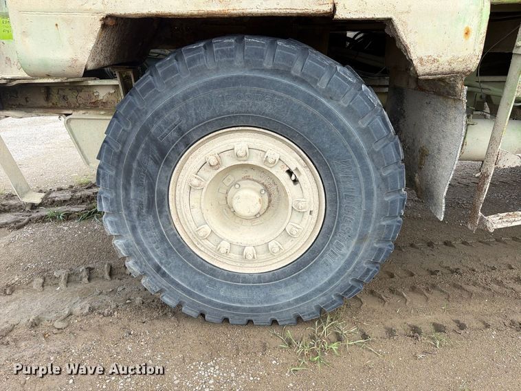 image for item FP4044 1979 Euclid R25 216FD haul truck