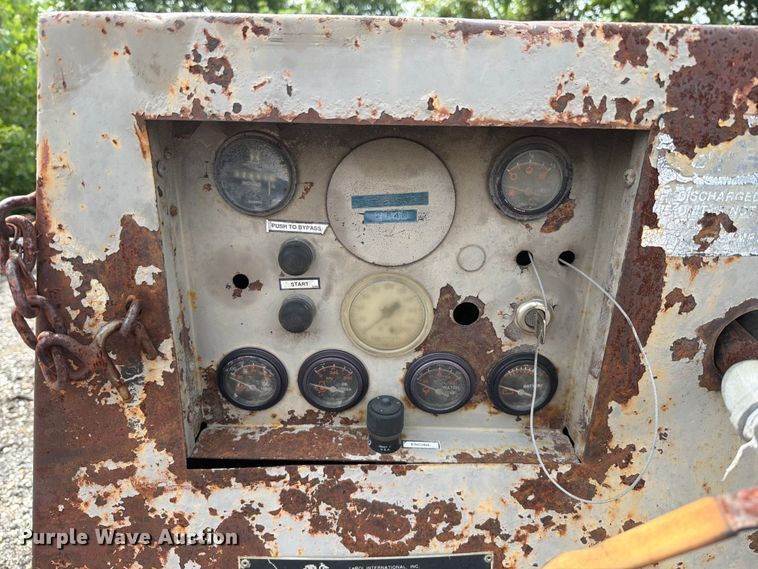 image for item FT6160 1993 LeRoi 125 air compressor
