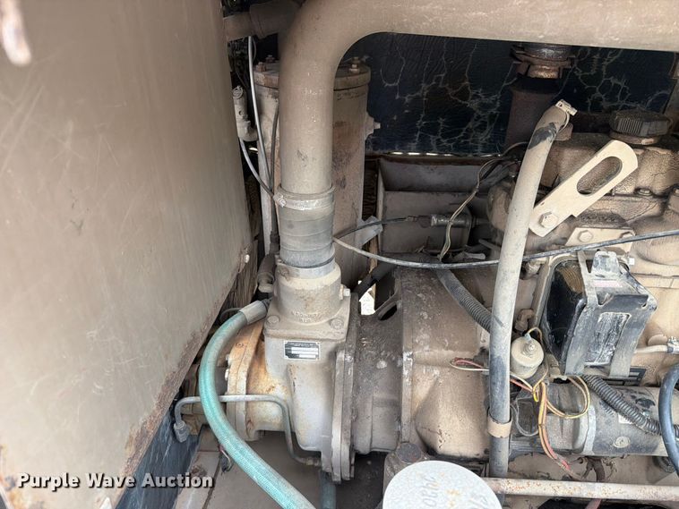 image for item FT6160 1993 LeRoi 125 air compressor