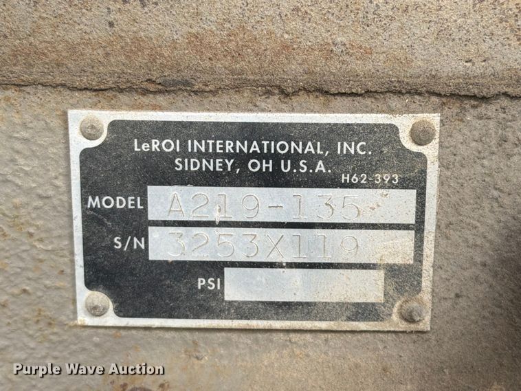 image for item FT6160 1993 LeRoi 125 air compressor
