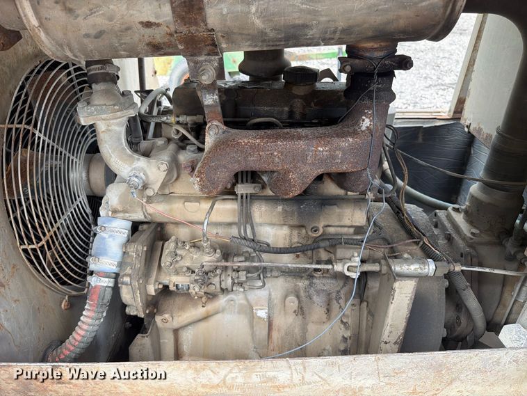 image for item FT6160 1993 LeRoi 125 air compressor