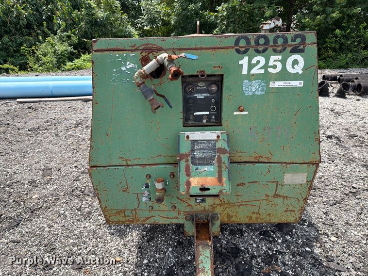 image for item FT6161 Sullair 125Q air compressor