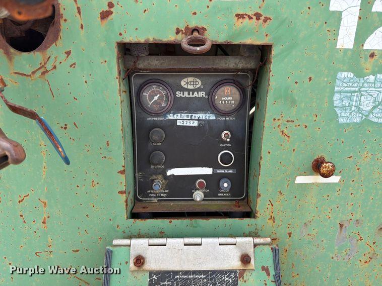 image for item FT6161 Sullair 125Q air compressor