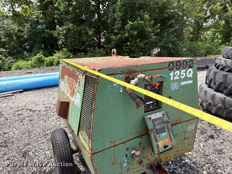 image for item FT6161 Sullair 125Q air compressor