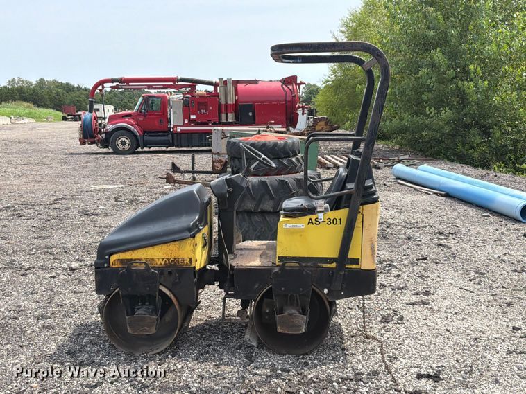 image for item FT6163 Wacker RD11V double drum vibratory roller