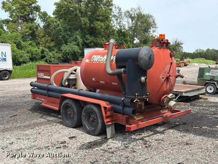 image for item FT6167 Ditch Witch FX30 vacuum excavator