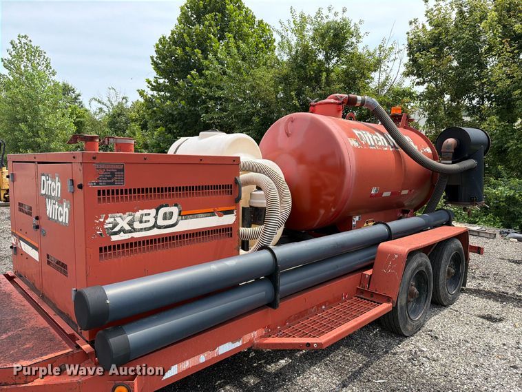 image for item FT6167 Ditch Witch FX30 vacuum excavator