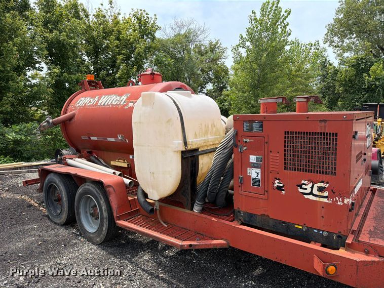 image for item FT6167 Ditch Witch FX30 vacuum excavator