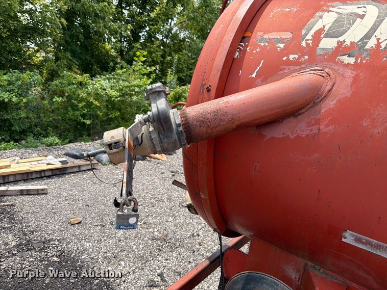 image for item FT6167 Ditch Witch FX30 vacuum excavator