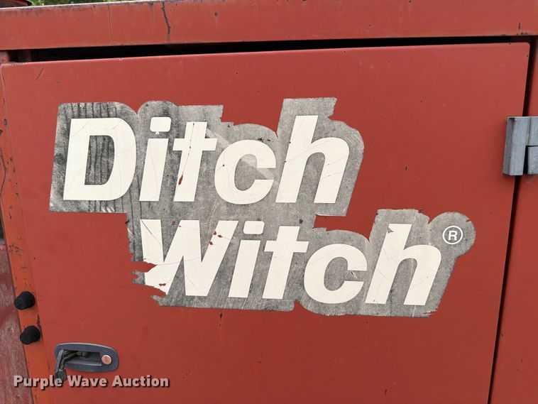 image for item FT6167 Ditch Witch FX30 vacuum excavator