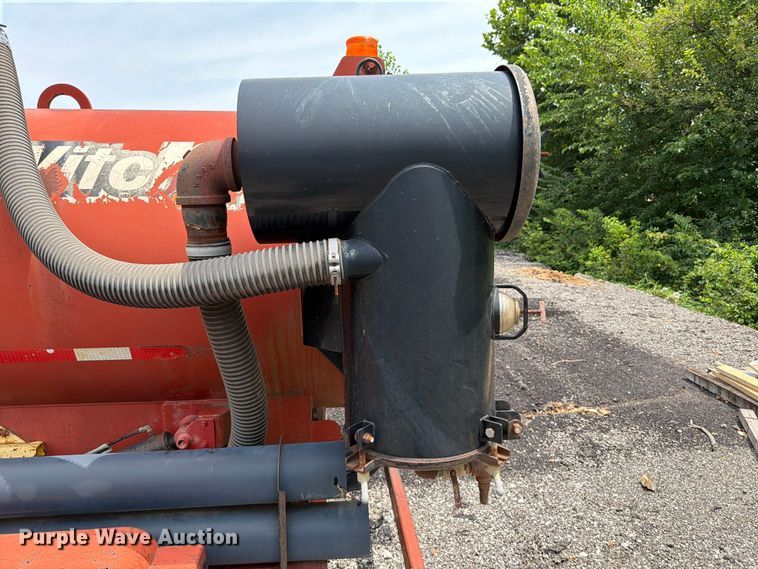 image for item FT6167 Ditch Witch FX30 vacuum excavator