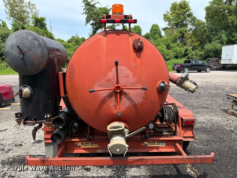 image for item FT6167 Ditch Witch FX30 vacuum excavator