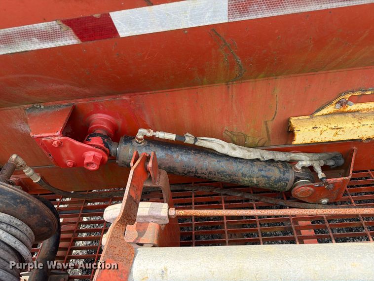image for item FT6167 Ditch Witch FX30 vacuum excavator