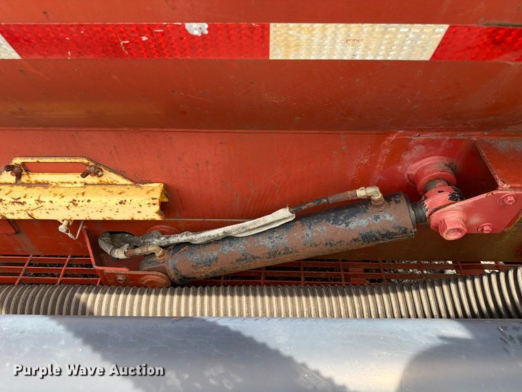 image for item FT6167 Ditch Witch FX30 vacuum excavator