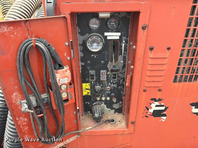 image for item FT6167 Ditch Witch FX30 vacuum excavator