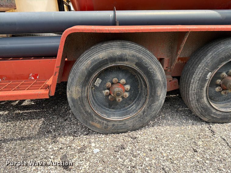 image for item FT6167 Ditch Witch FX30 vacuum excavator